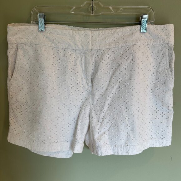 Vineyard Vines Pants - Vineyard Vines Women's White Eyelet Shorts Size 16 Fully Lined 100% Cotton